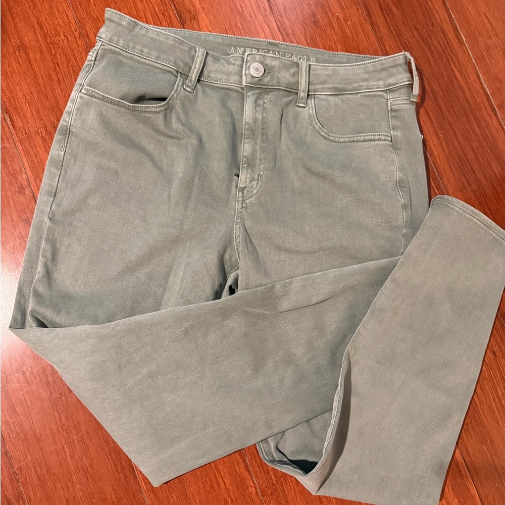 American eagle like olive green next level stretch skinny jeans high rise 14